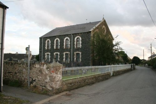 Oorlogsgraf van het Gemenebest Dwyran Calvinistic Methodist Chapelyard