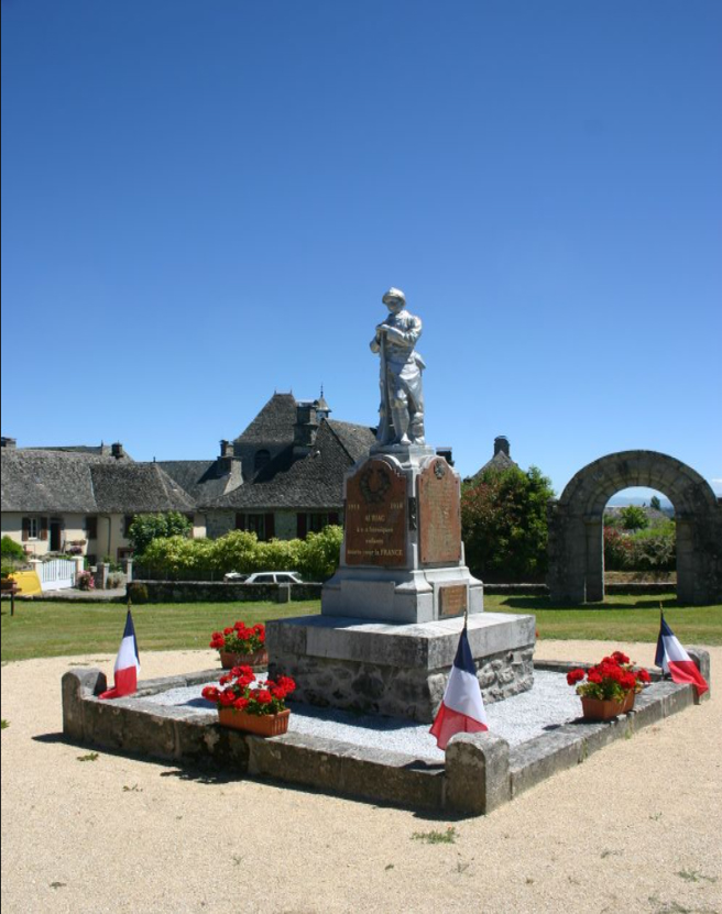 Oorlogsmonument Auriac #1