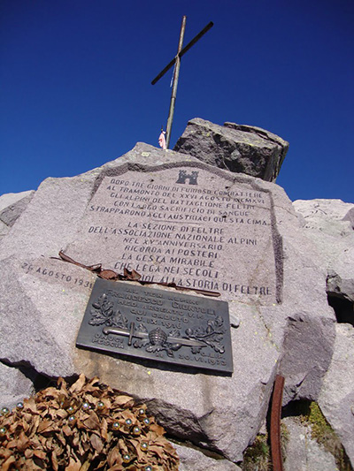 Monument Monte Cauriol #1