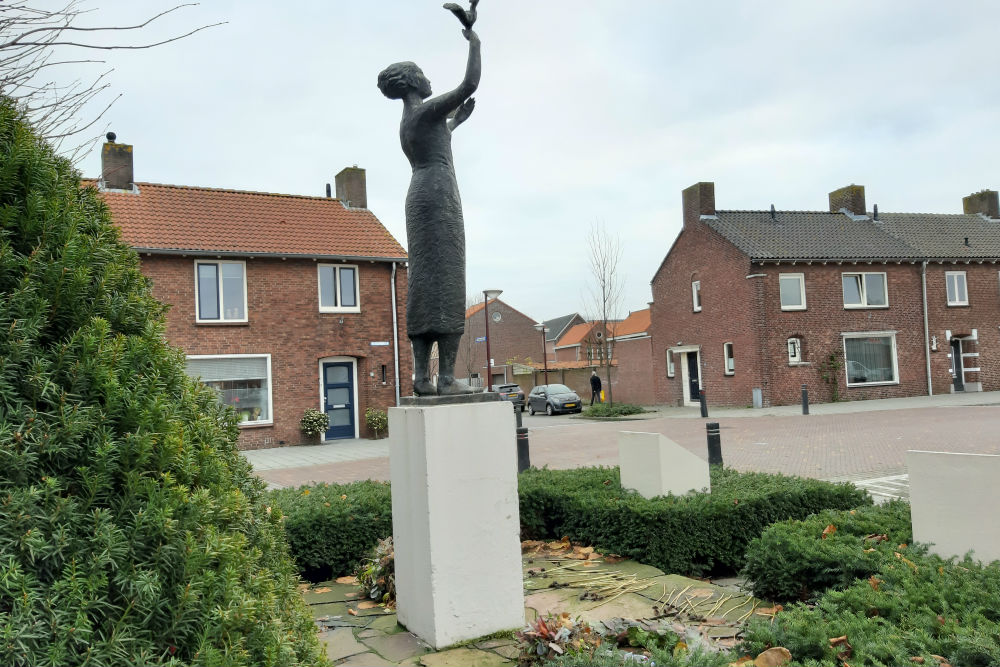 Oorlogsmonument Oudenbosch #5