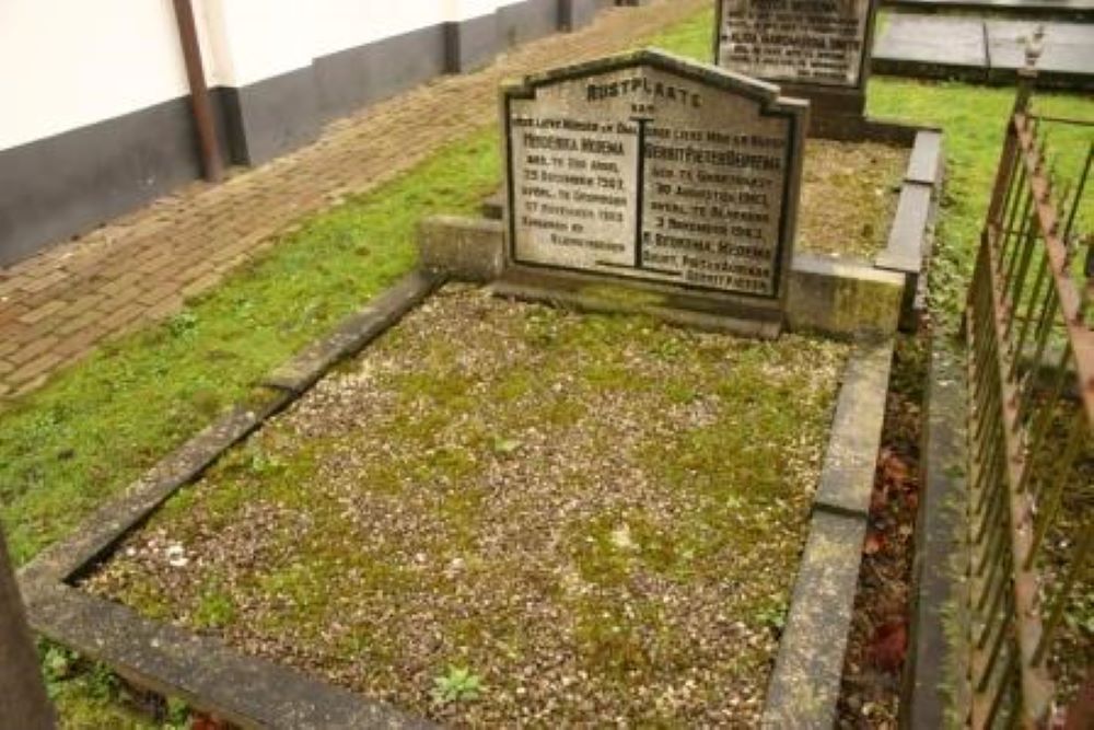 Dutch War Graves N.H.Cemetery