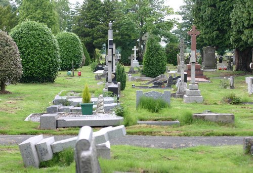 Commonwealth War Graves Alderley Edge Cemetery
