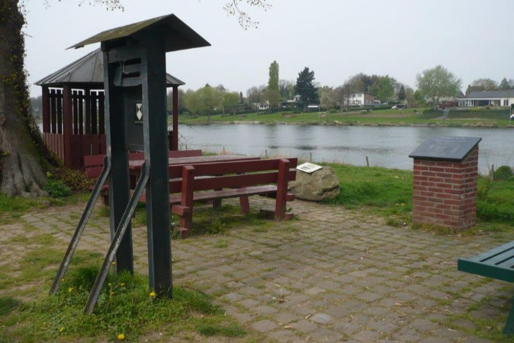 Liberation Route Marker 206:  #1