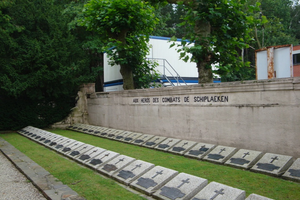 Oorlogsmonument Slag van Schiplaken en Belgische oorlogsgraven #3