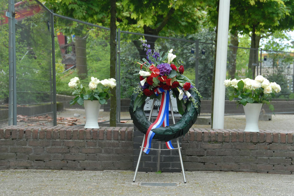 Deportation Monument Family De Man Berlicum #5