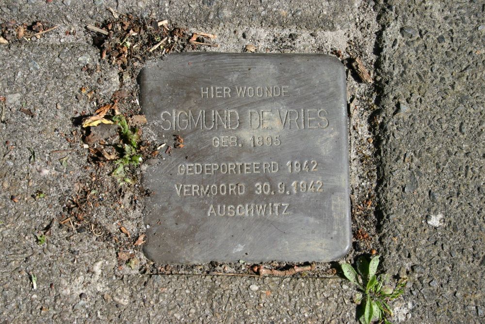 Stolpersteine Sluisstraat 49 #2