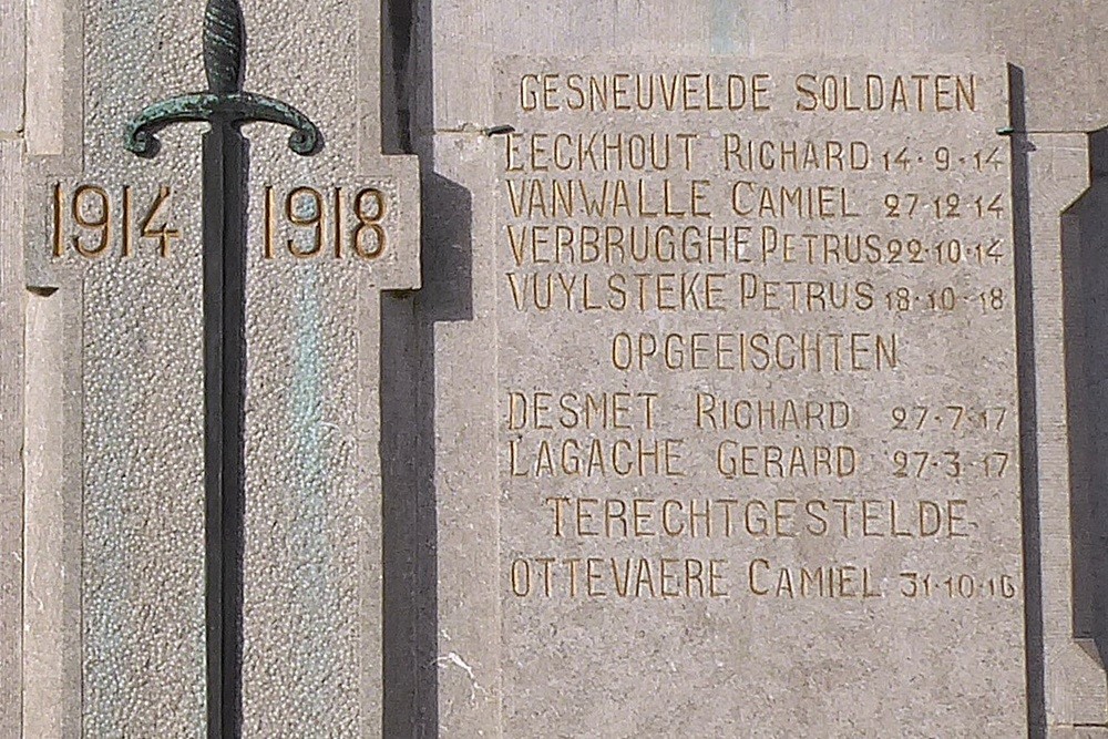 Oorlogsmonument Ooigem #4