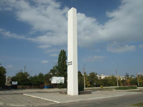 Oorlogsmonument Jevpatorija #1