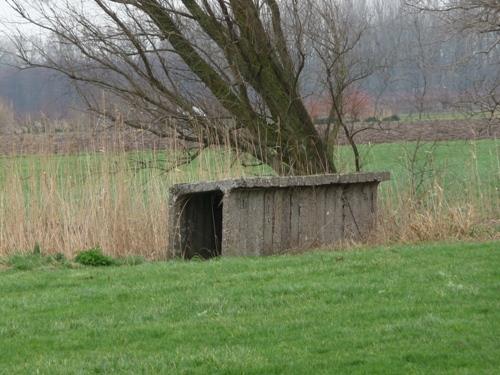 Segmented Group Shelter Uitwijk #1