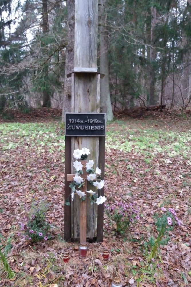 German War Cemetery Bubiai #3