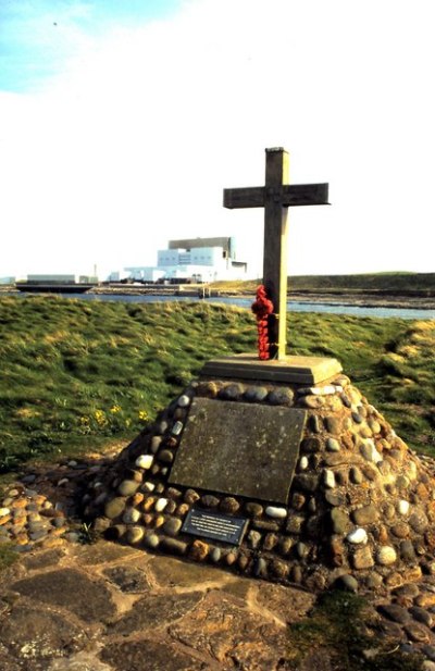 Oorlogsmonument Kampeerplaats Skateraw #1