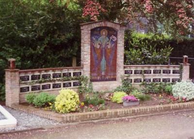 Oorlogsmonument Rooms Katholieke Begraafplaats Baarlo #2