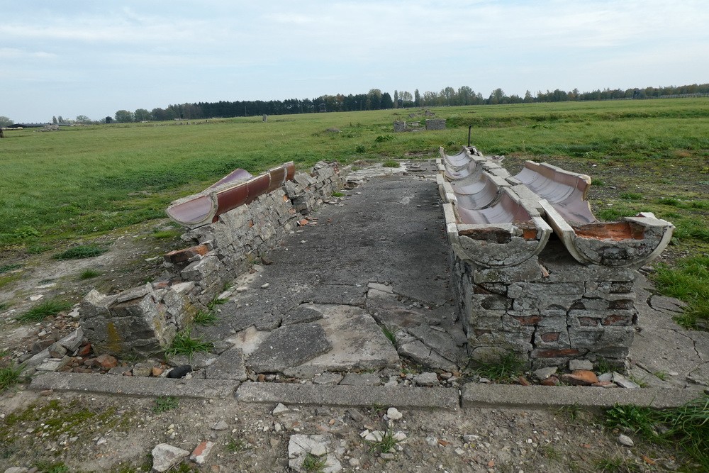 Executiekuilen Majdanek #4