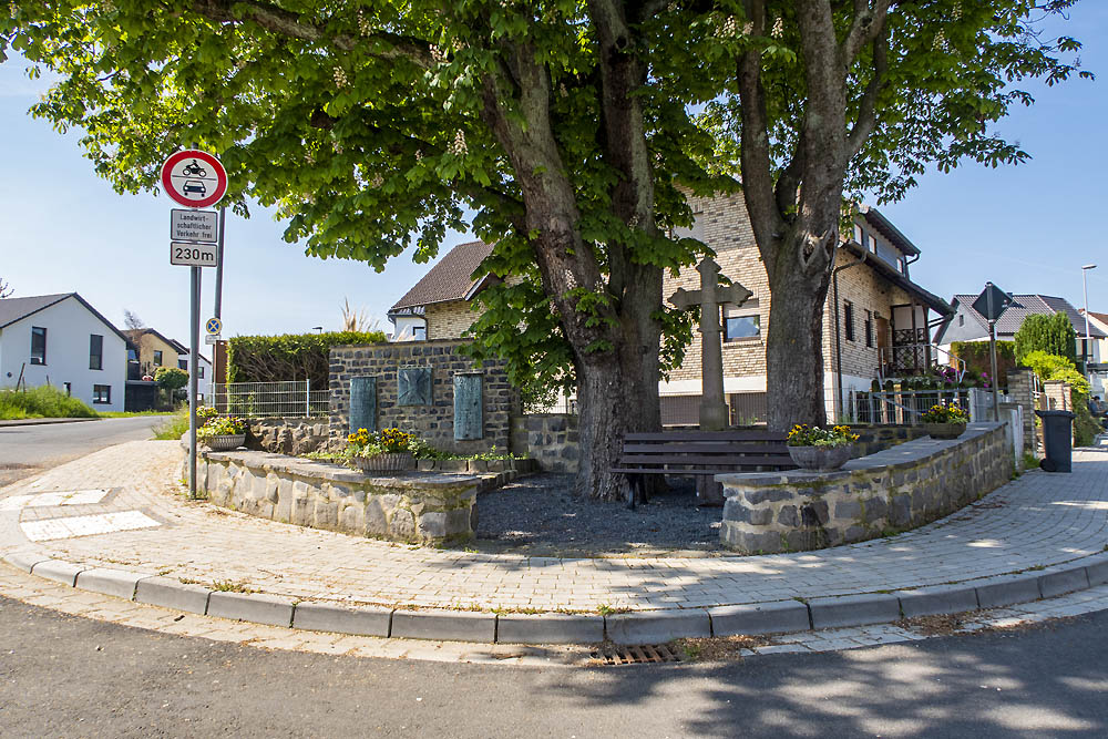 Oorlogsmonument Gimmersdorf #1