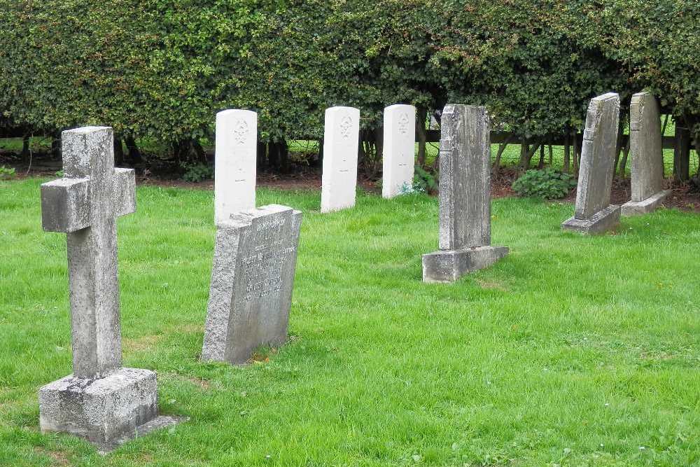 Oorlogsgraven van het Gemenebest All Hallows Churchyard Extension