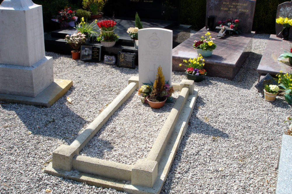Commonwealth War Grave Bellebrune
