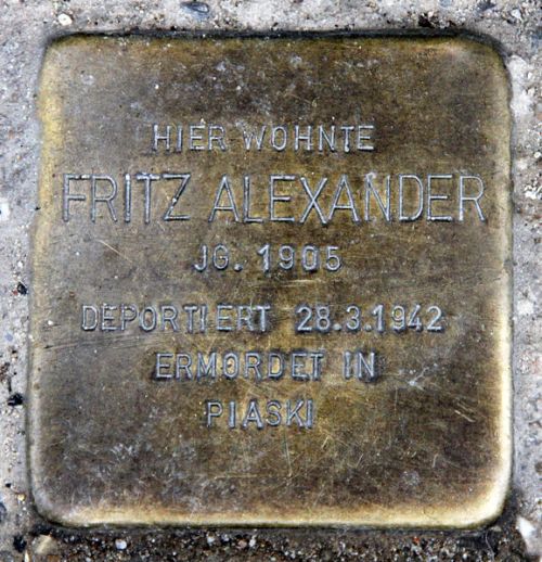 Stolpersteine Engeldamm 66