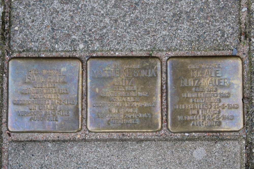 Stolpersteine Minervalaan 69