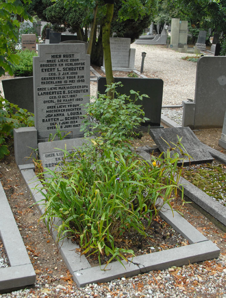 Nederlandse Oorlogsgraven Nederlands Hervormde Begraafplaats Rustoord Nijmegen #4