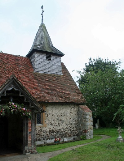 Oorlogsgraf van het Gemenebest St. Nicholas Churchyard