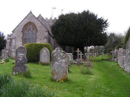 Commonwealth War Grave St. Osmund Churchyard