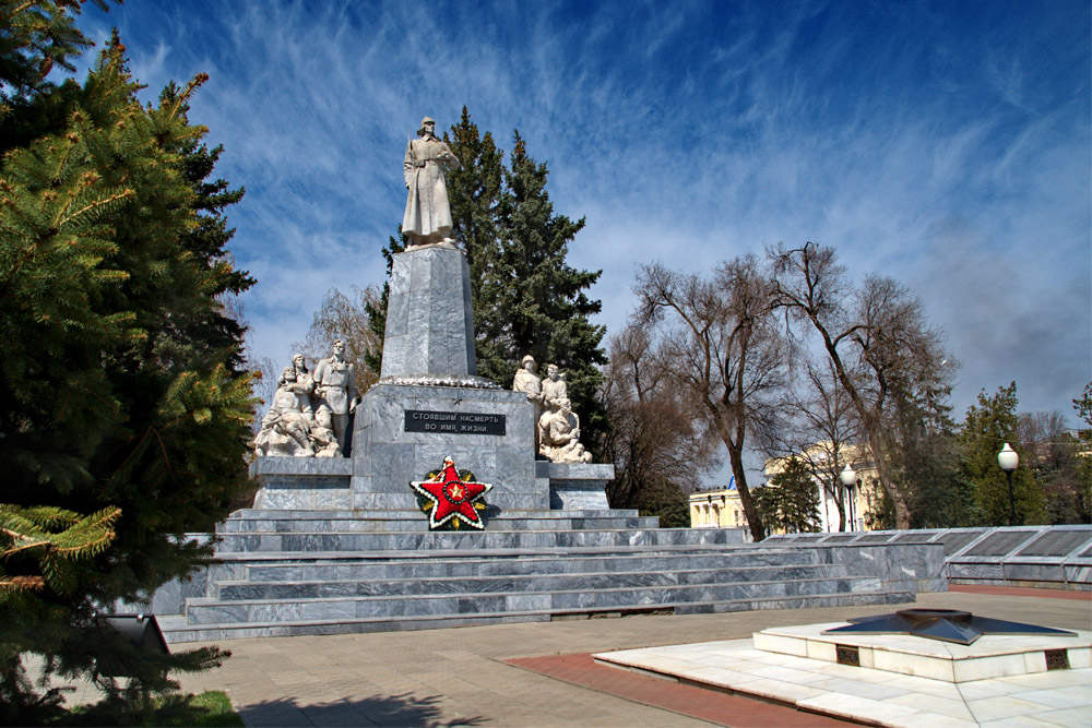 War Memorial Tikhoretsk #1