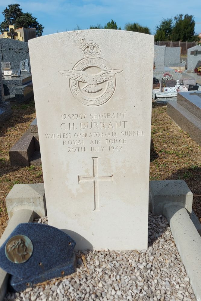 Oorlogsgraven van het Gemenebest Les Sables-d'Olonne #2