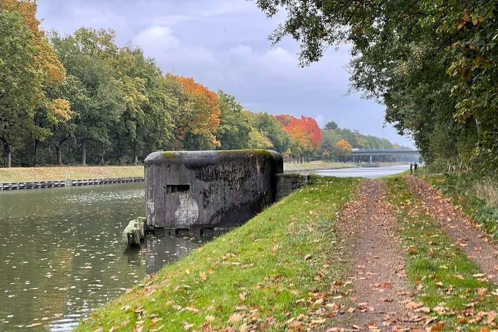 Bunker 8 Grensstelling Bocholt-Herentals Kanaal #1