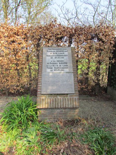 Monument Sergeant Segers Emelgem #1