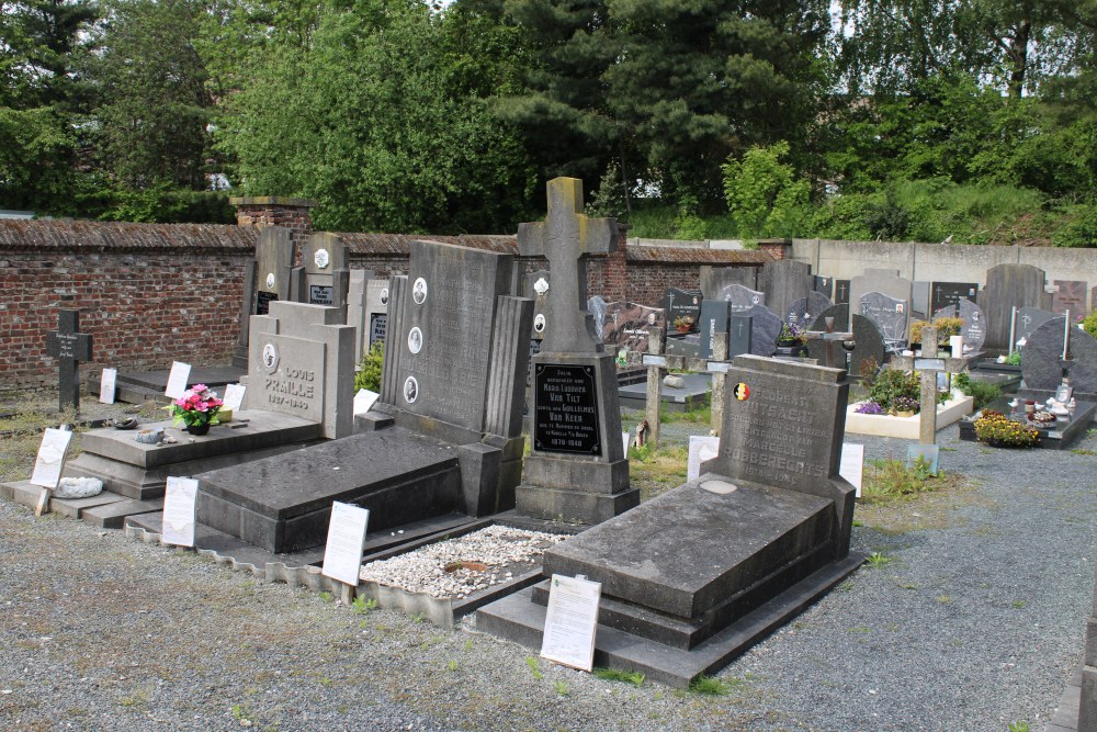 Belgische Oorlogsgraven Kapelle-op-den-Bos #1