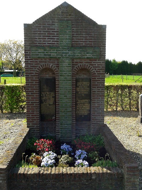 Roman Catholic Cemetery Asenray #1