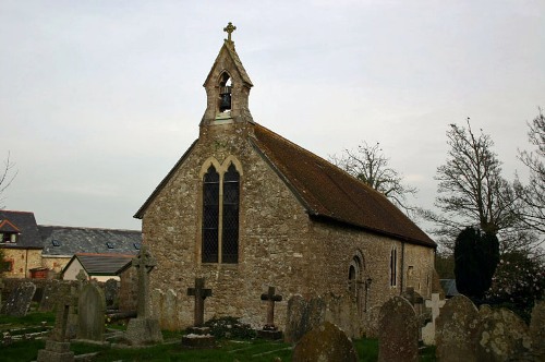 Oorlogsgraf van het Gemenebest St. Edmund Churchyard #1