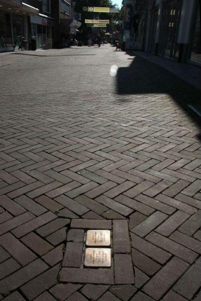 Stolpersteine Voorstraat 30 #2