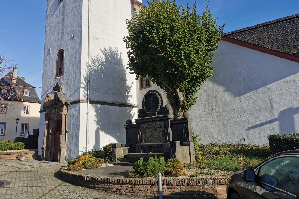 War Memorial Mehren #3