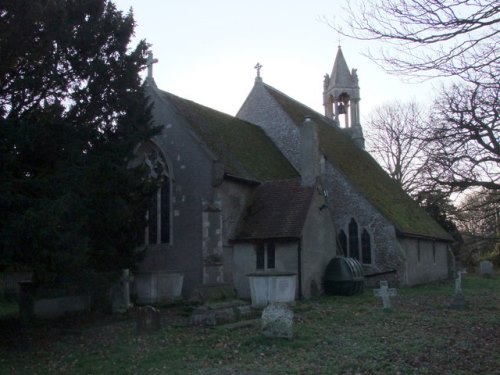 Commonwealth War Grave St. Leonard Churchyard