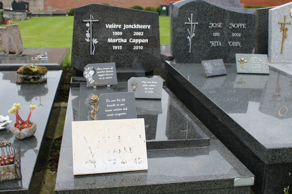 Belgian Graves Veterans Staden Vijfwegen #2