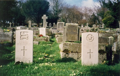 Commonwealth War Graves St. Kenwyn Churchyard #1