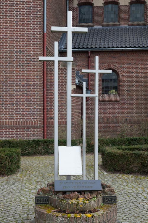 Oorlogsmonument Beegden #2