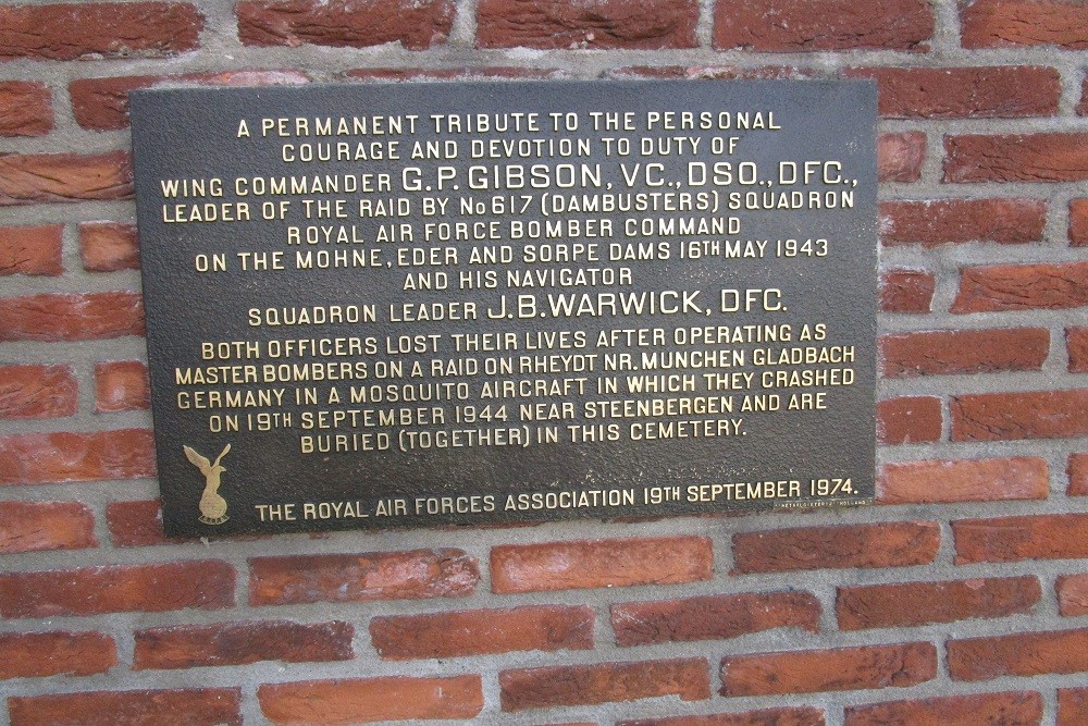 Memorial General Cemetery Steenbergen