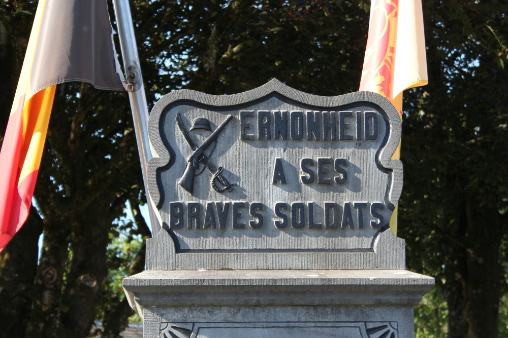 Oorlogsmonument Ernonheid #3