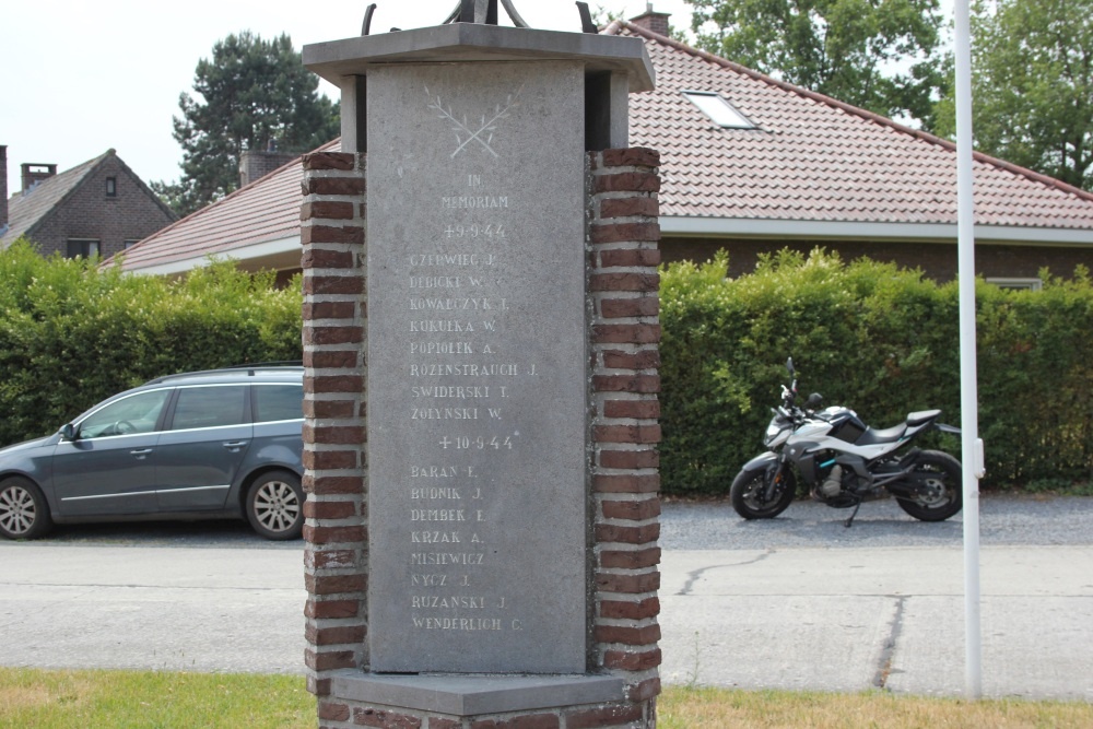 Monument 1ste Poolse Pantserdivisie Aalter #2