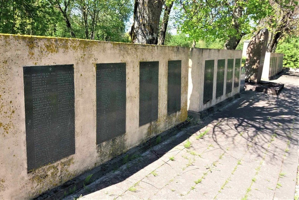 Sovjet War Cemetery Ezere #2