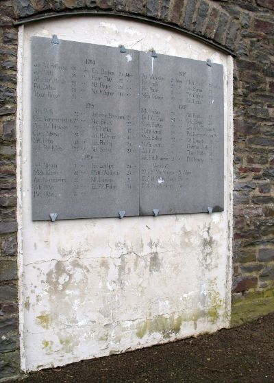 Oorlogsmonument Schönecken, Metteldorf, Seiwerath, Nimsrueland en Heisdorf #4