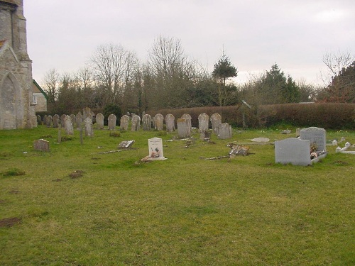 Oorlogsgraf van het Gemenebest Holy Spirit Churchyard