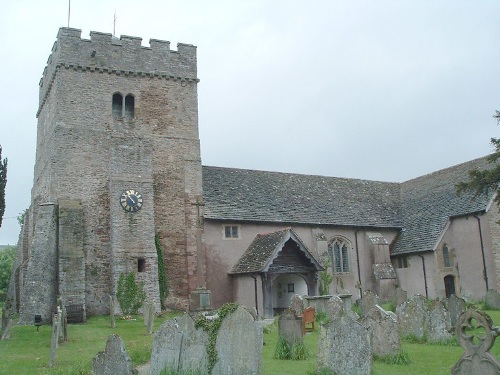 Oorlogsgraf van het Gemenebest St Michael and All Saints Churchyard