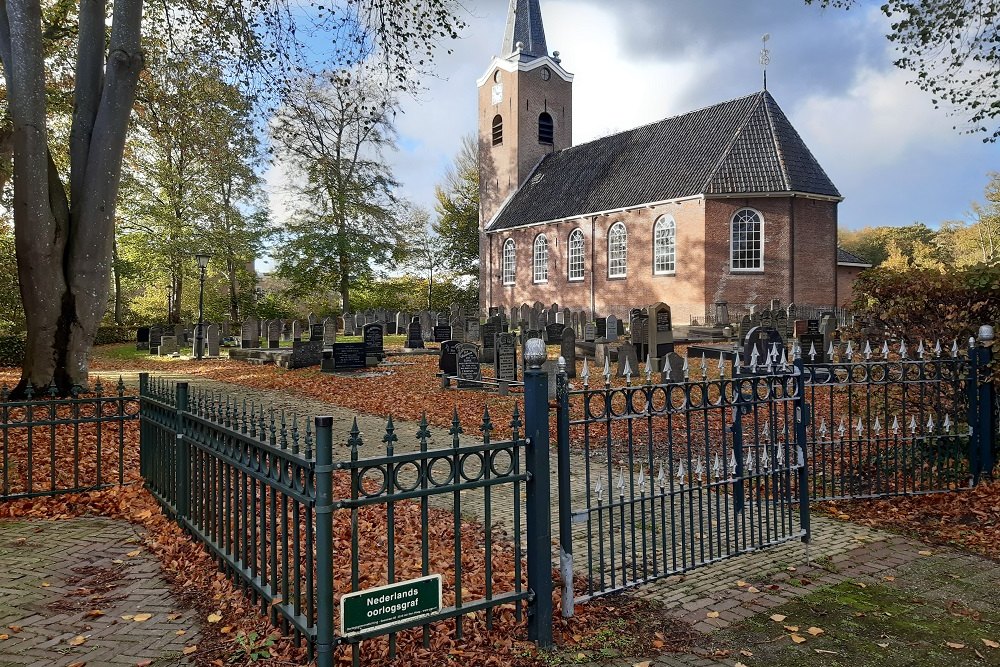 Dutch War Grave Beetsterzwaag #4