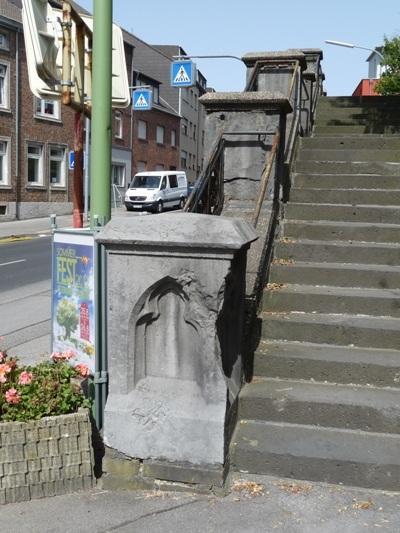 Kogelinslagen Kerk Büsbach #1