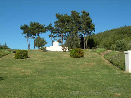 The Farm Commonwealth War Cemetery