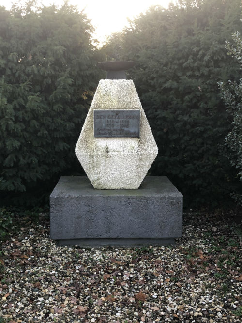 Oorlogsmonument Gronau #2