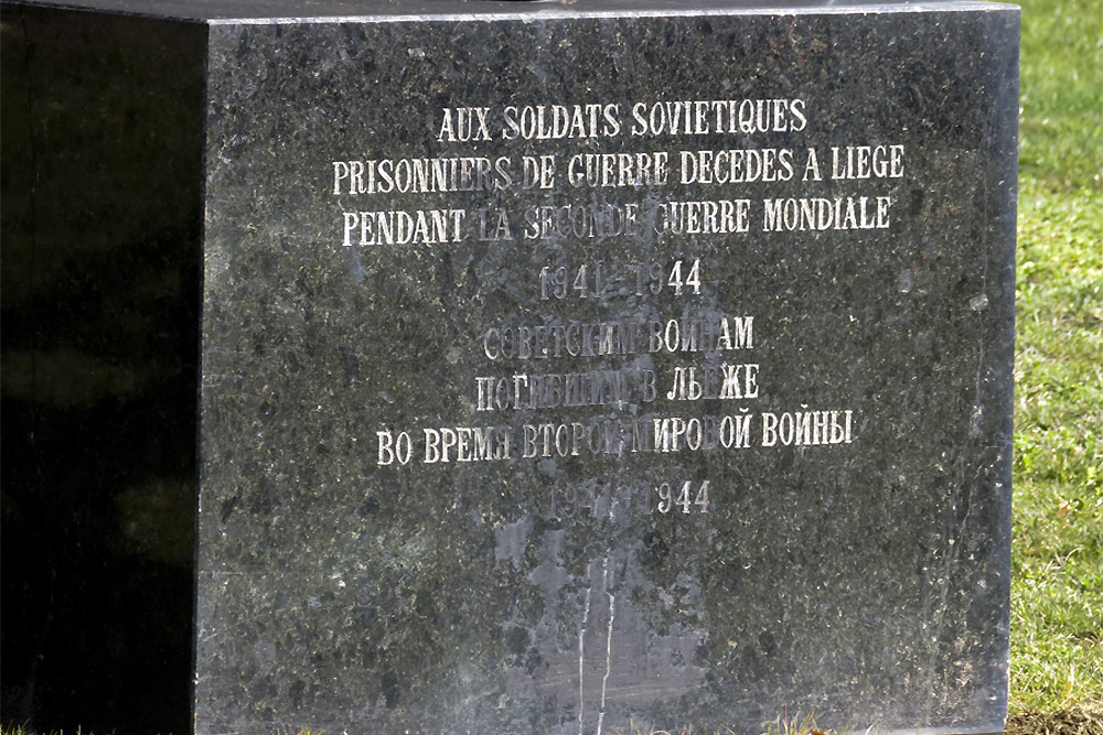 Russian Memorial and Mass Grave Ste. Walburge Liège #1